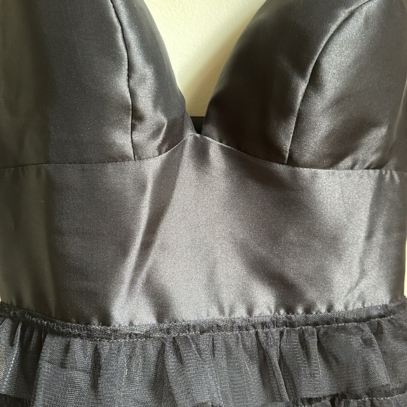 Dress Prom - Picture 3 of 7